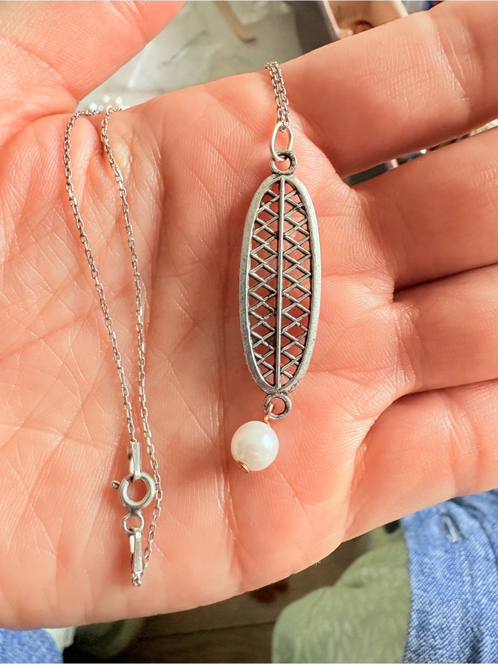 Sterling Silver Lattice Pendant Necklace with Pearl Accent - White